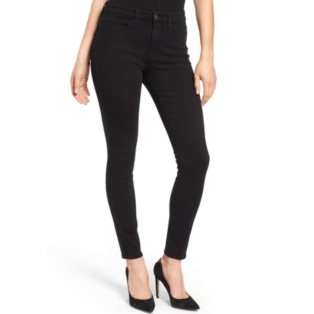Good American GOOD LEGS High Rise Skinny Jeans